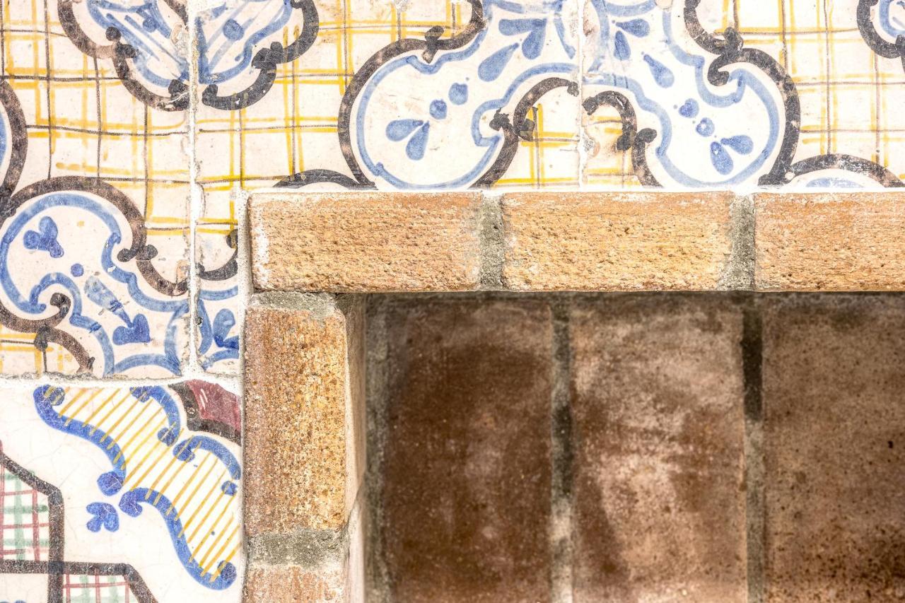 Right House - Small Garden In Old Town - Historical Castle District Cagliari Exterior photo